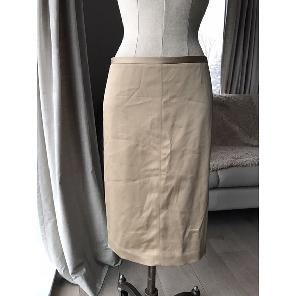 BCBG maxazria Pencil skirt Tan Beige Sz 2 over knee Career dressy Lined Slit - Picture 2 of 6